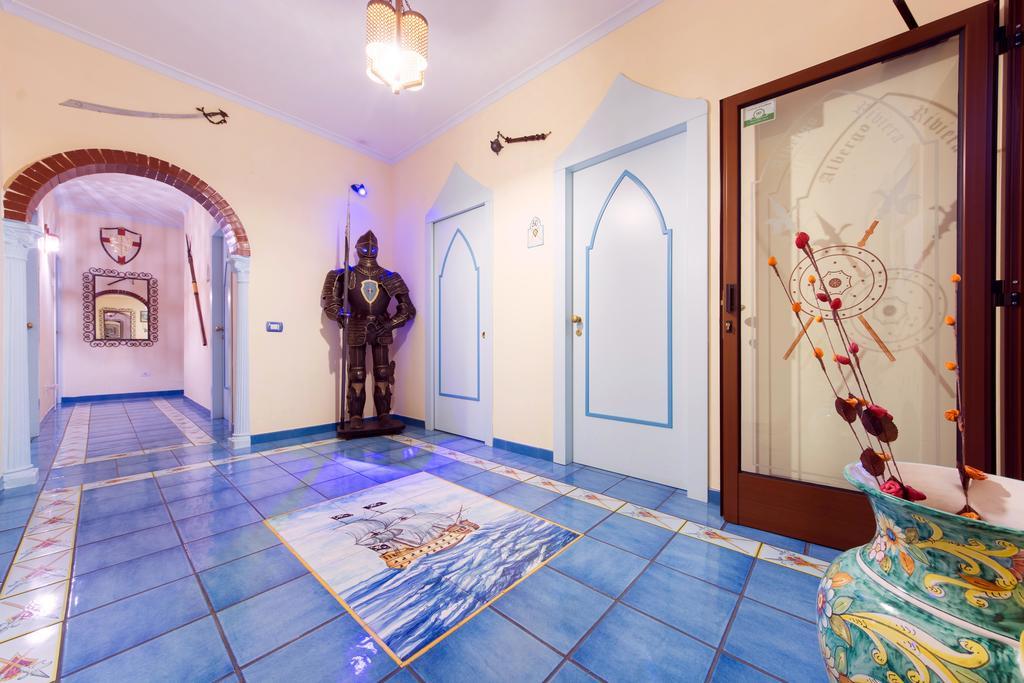 מאיורי Riviera B&B Rooms מראה חיצוני תמונה